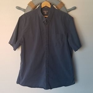Eddie Bauer Relaxed Fit Button Down XL